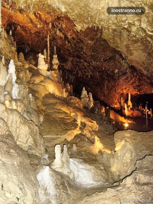 постойнска пещера