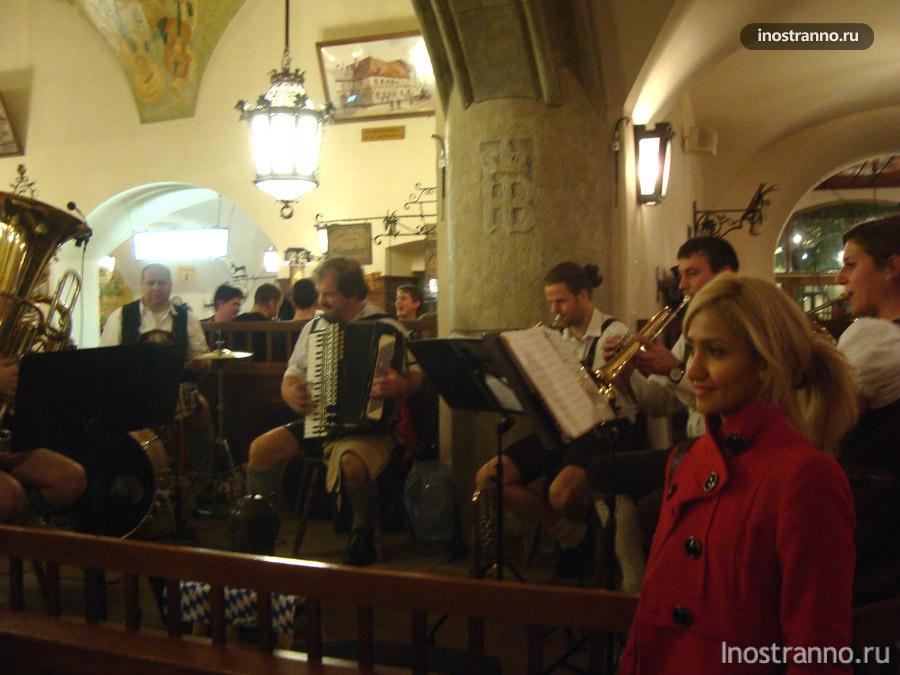 Пивной зал Хофбройхаус