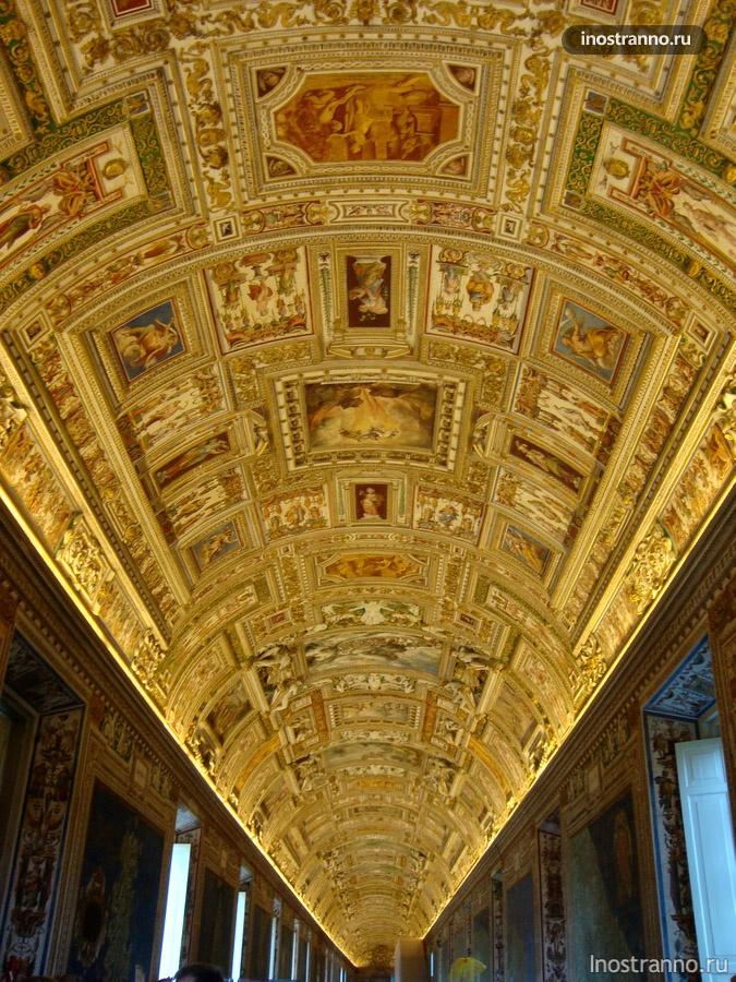 внутри музея ватикана