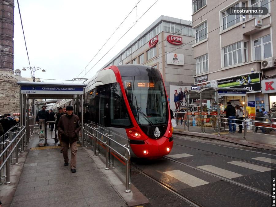 Турецкий трамвай в Стамбуле