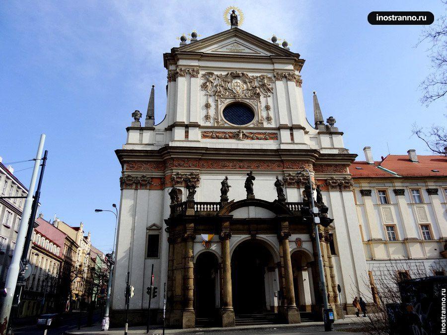 Костел св. Игнаца в Праге