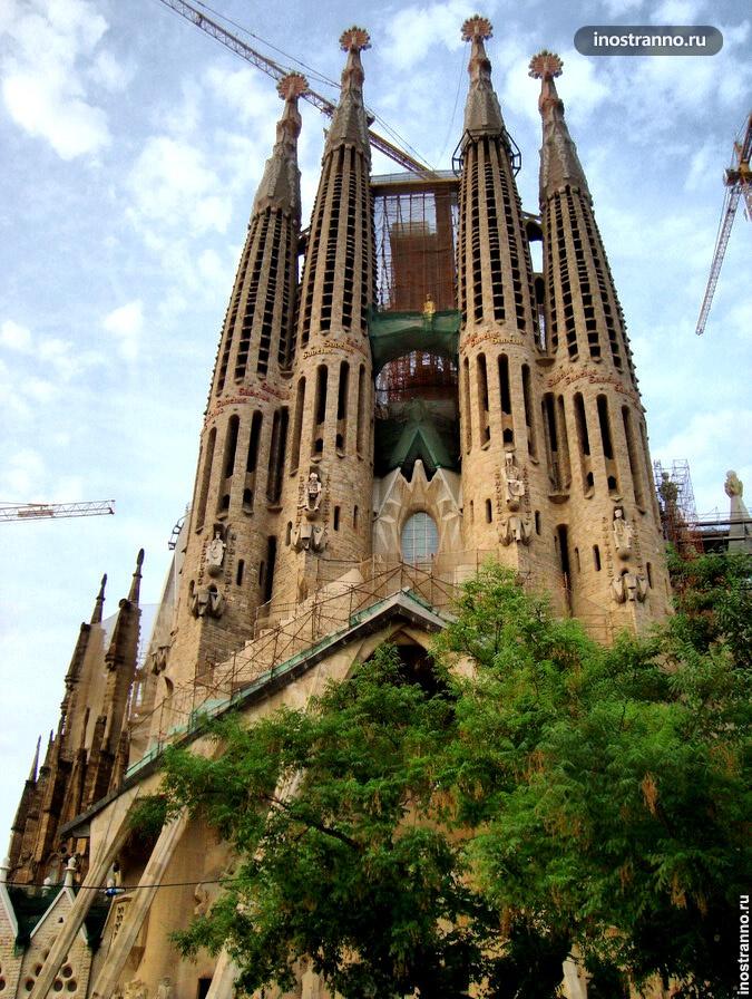 новый фасад саграда фамилия