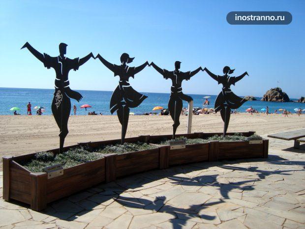 Бланес курорт и пляж в Испании