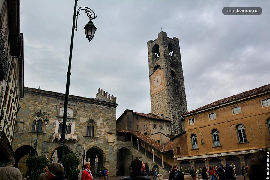 Старая площадь в Бергамо
