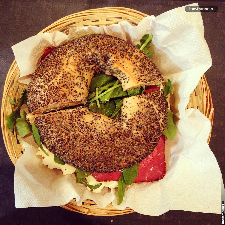 Bagel History