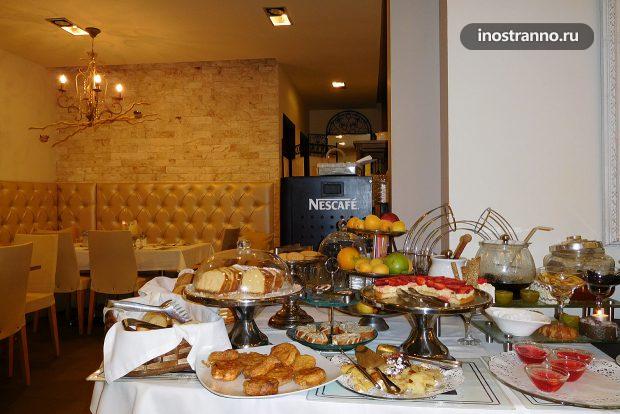 Завтрак в отеле