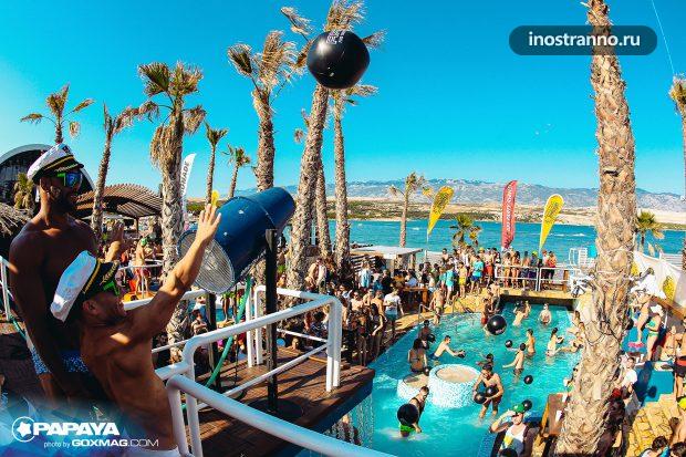 Papaya Club Пляжная вечеринка Зрче, Новаля, Хорватия