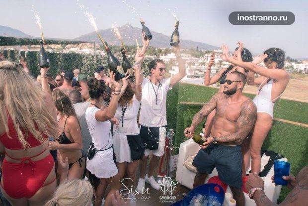 Sisu Boutique Club in Marbella, Puerto Banus