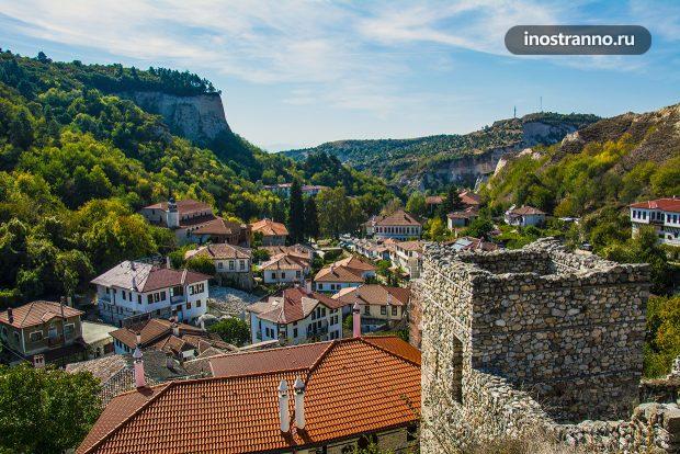 Панорама болгарского города Мелник