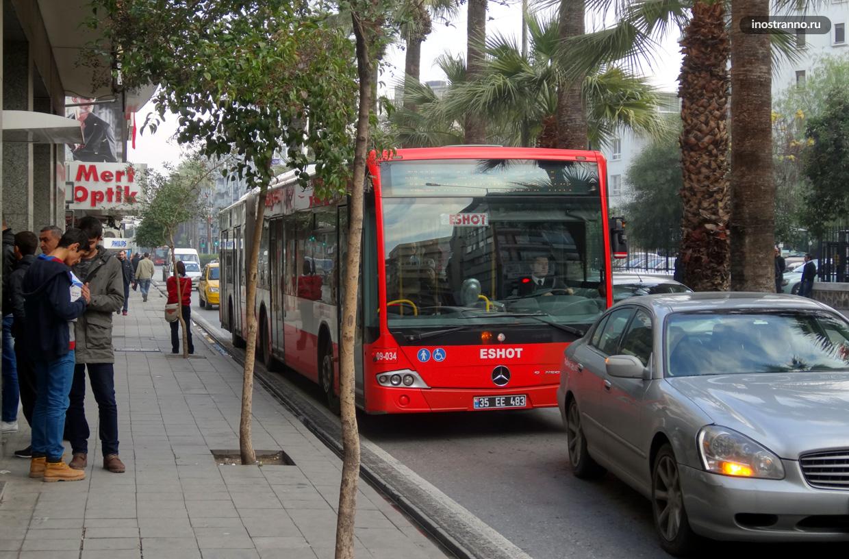 Автобус в Измире