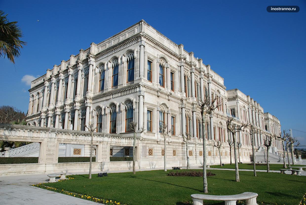 Дворец Чираган в Стамбуле красивое место