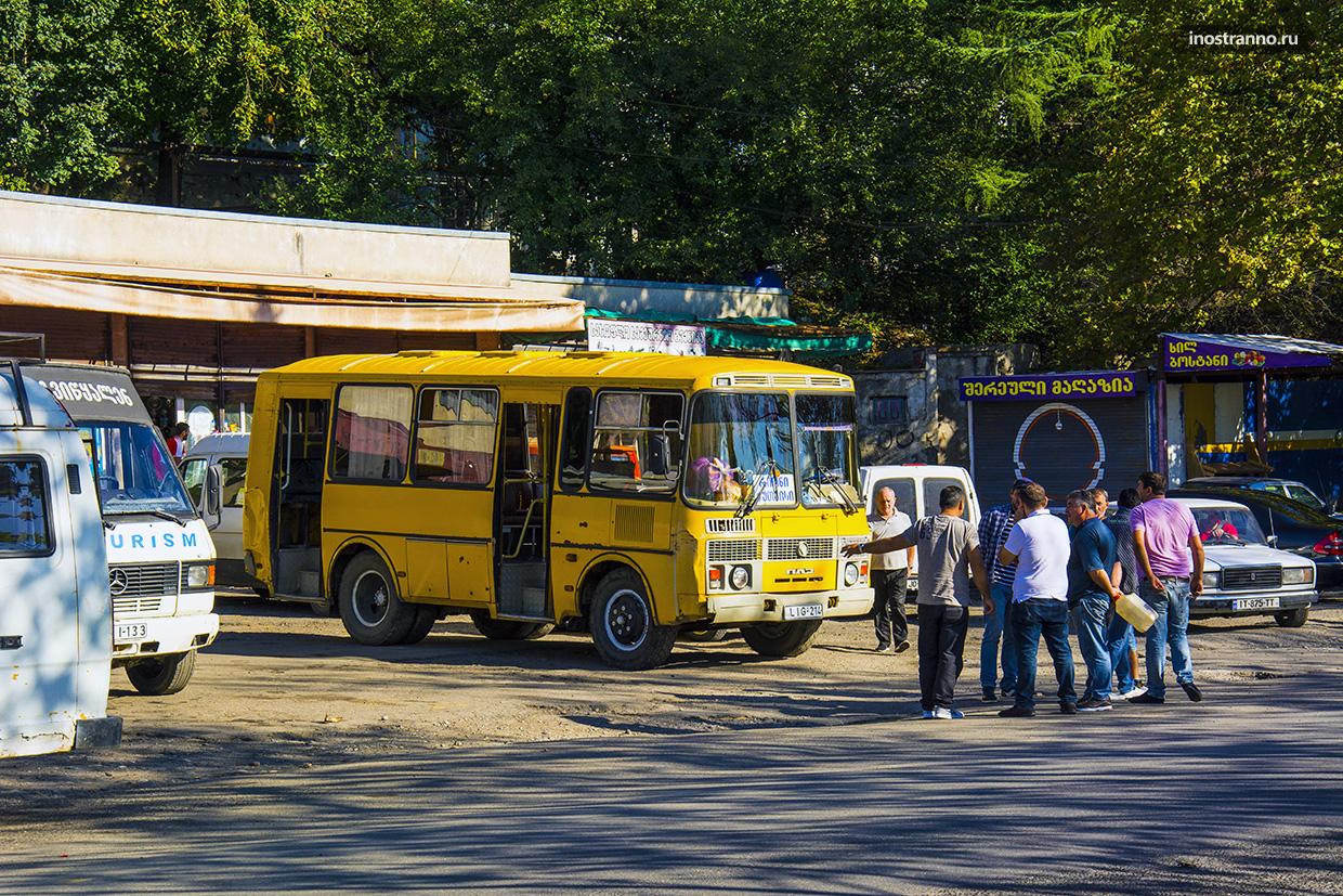 Междугородний автобус в Грузии