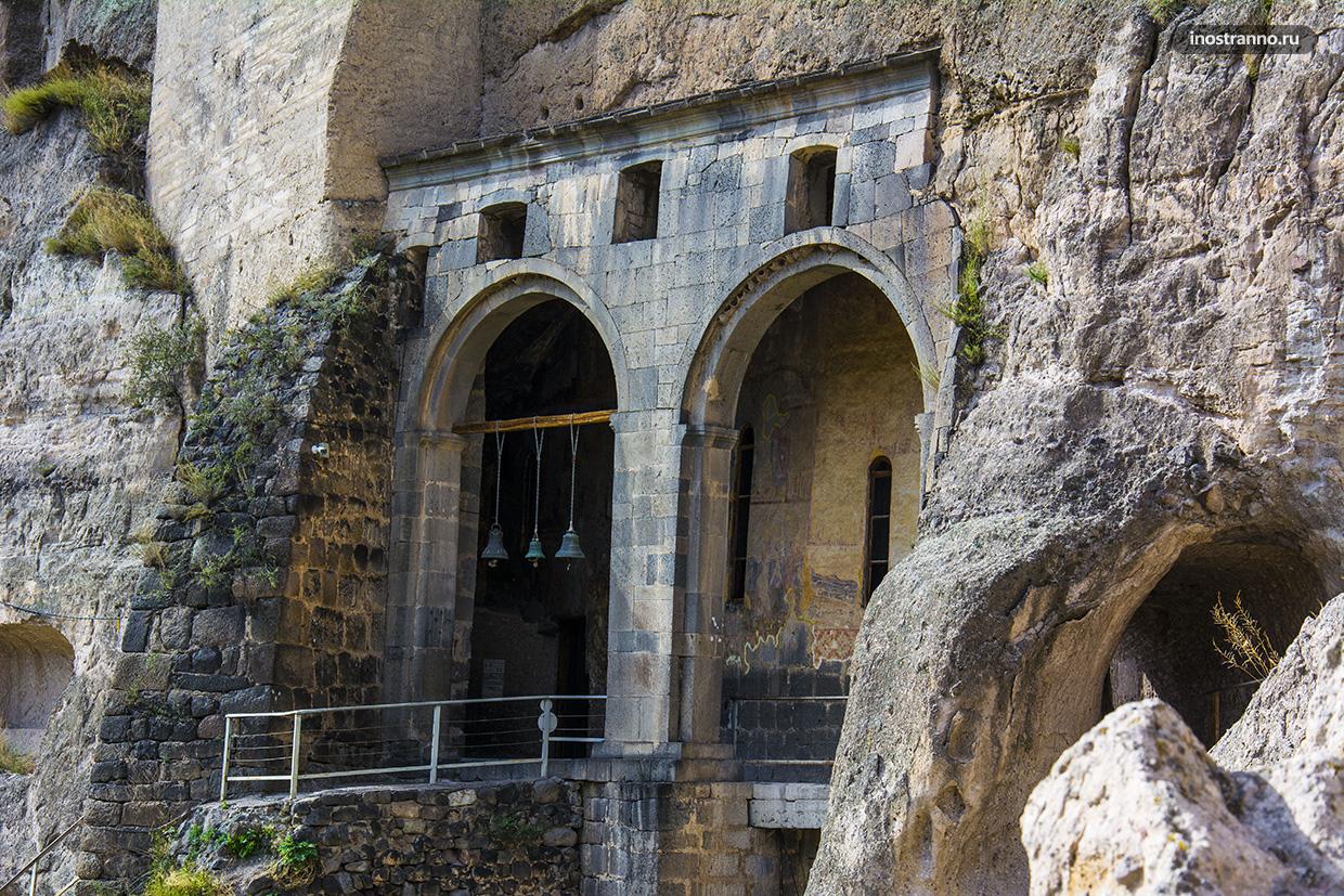 Пещерный монастырь Вардзия