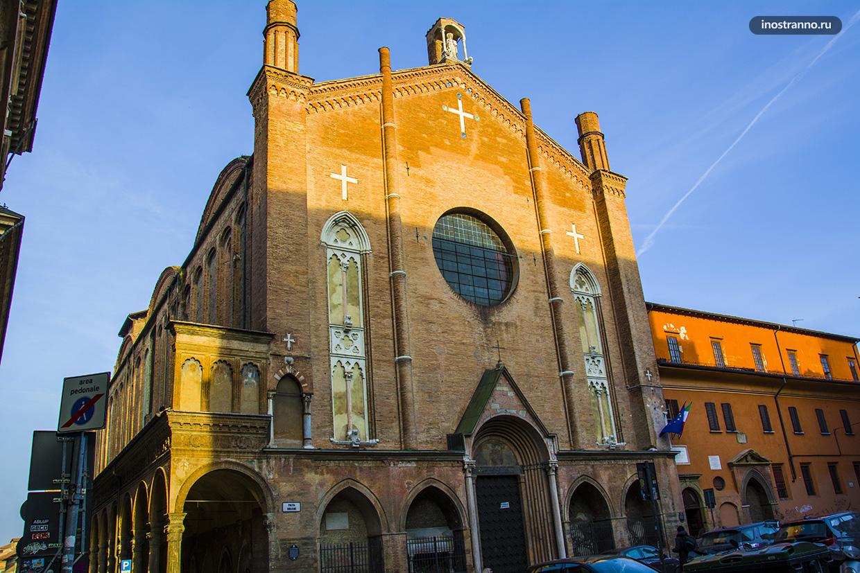 Церковь Сан Джакомо Маджоре в Болонье