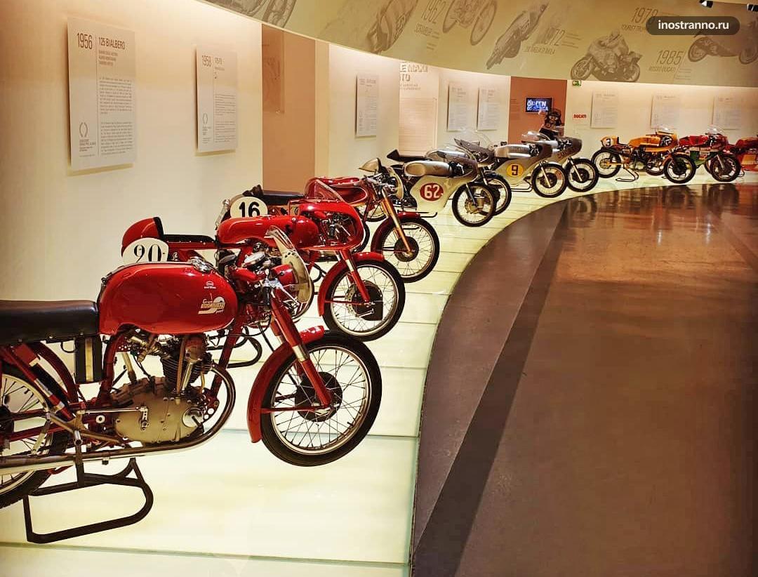 Музей мотоциклов Дукати в Болонье