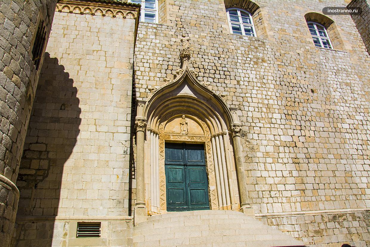 Доминиканский монастырь Дубровника