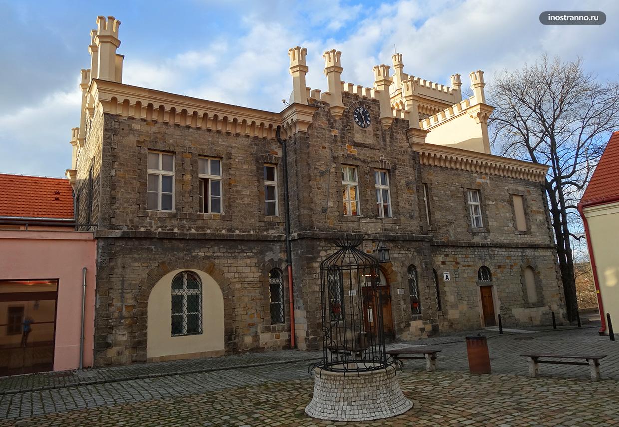Замок в Хлоубетине в Праге
