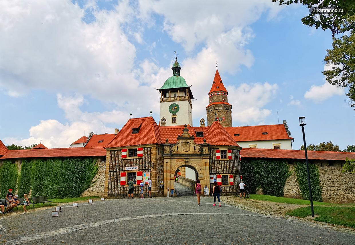 Чешский замок Боузов