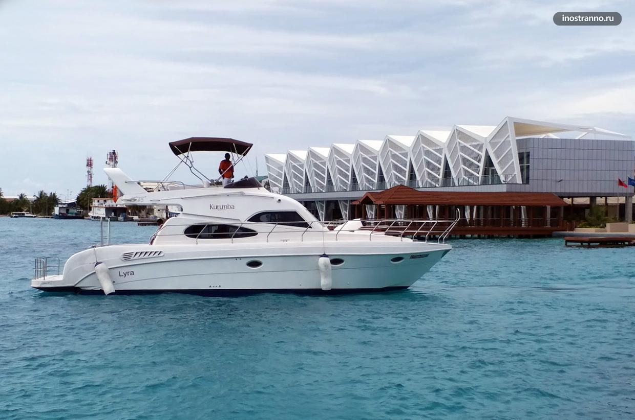 Порт Хулхуле на Мальдивах