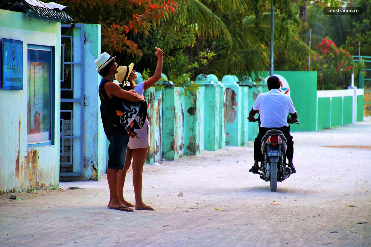 Дорога на Мальдивах