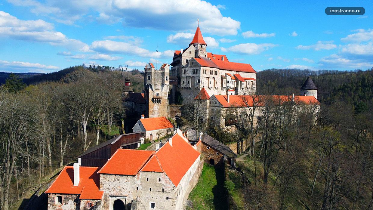 Сказочный замок Пернштейн