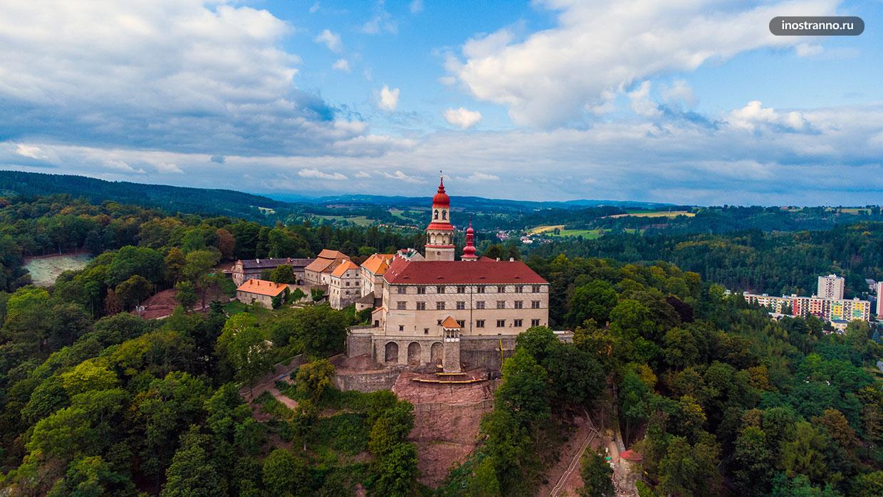 Город и замок Наход в Чехии