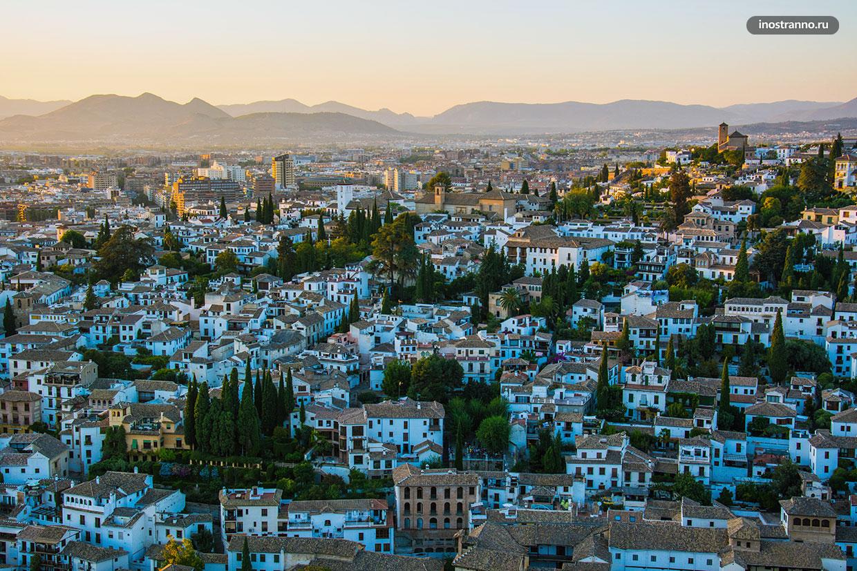 Панорама испанского города Гранада