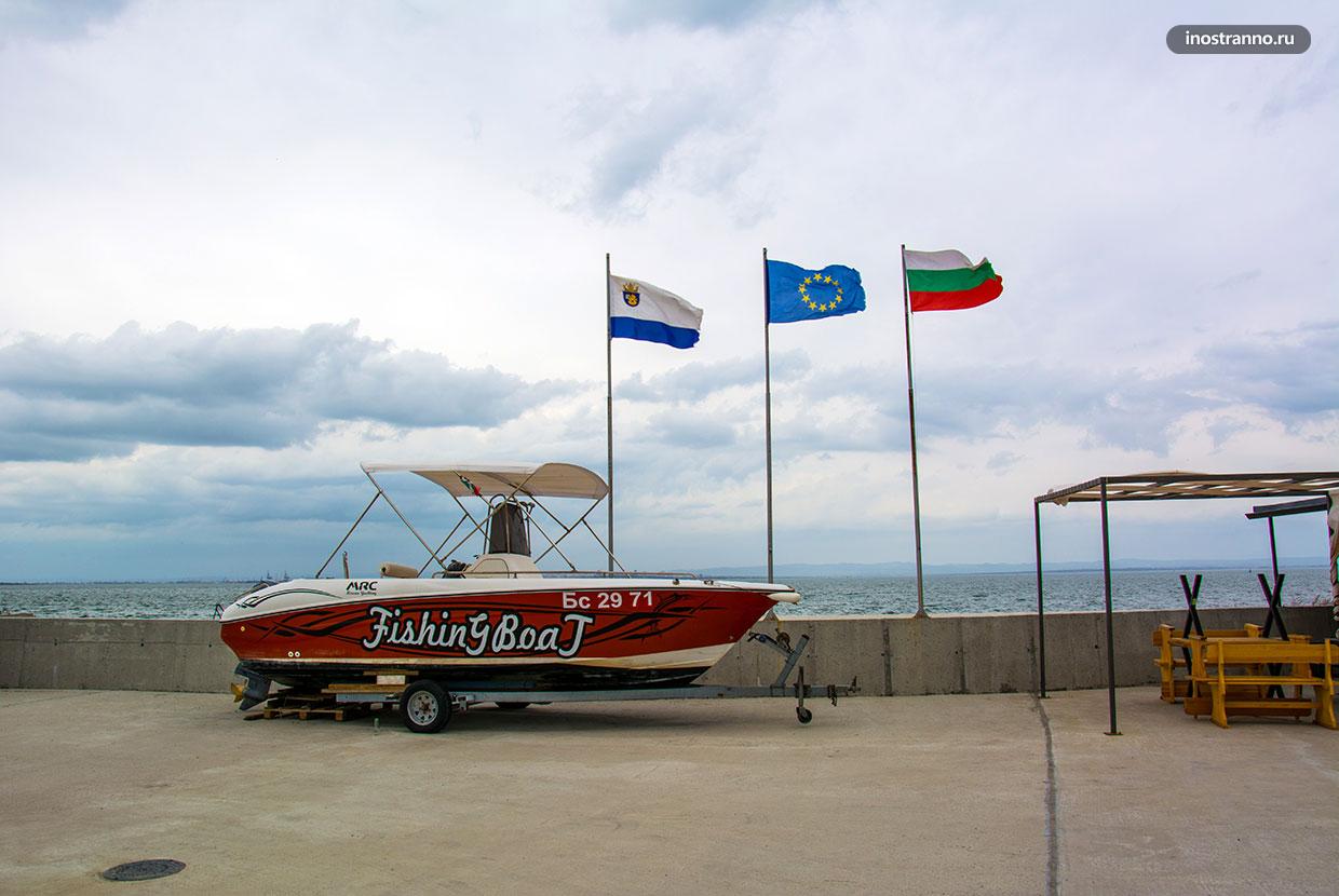Пристань для яхт на Черном море