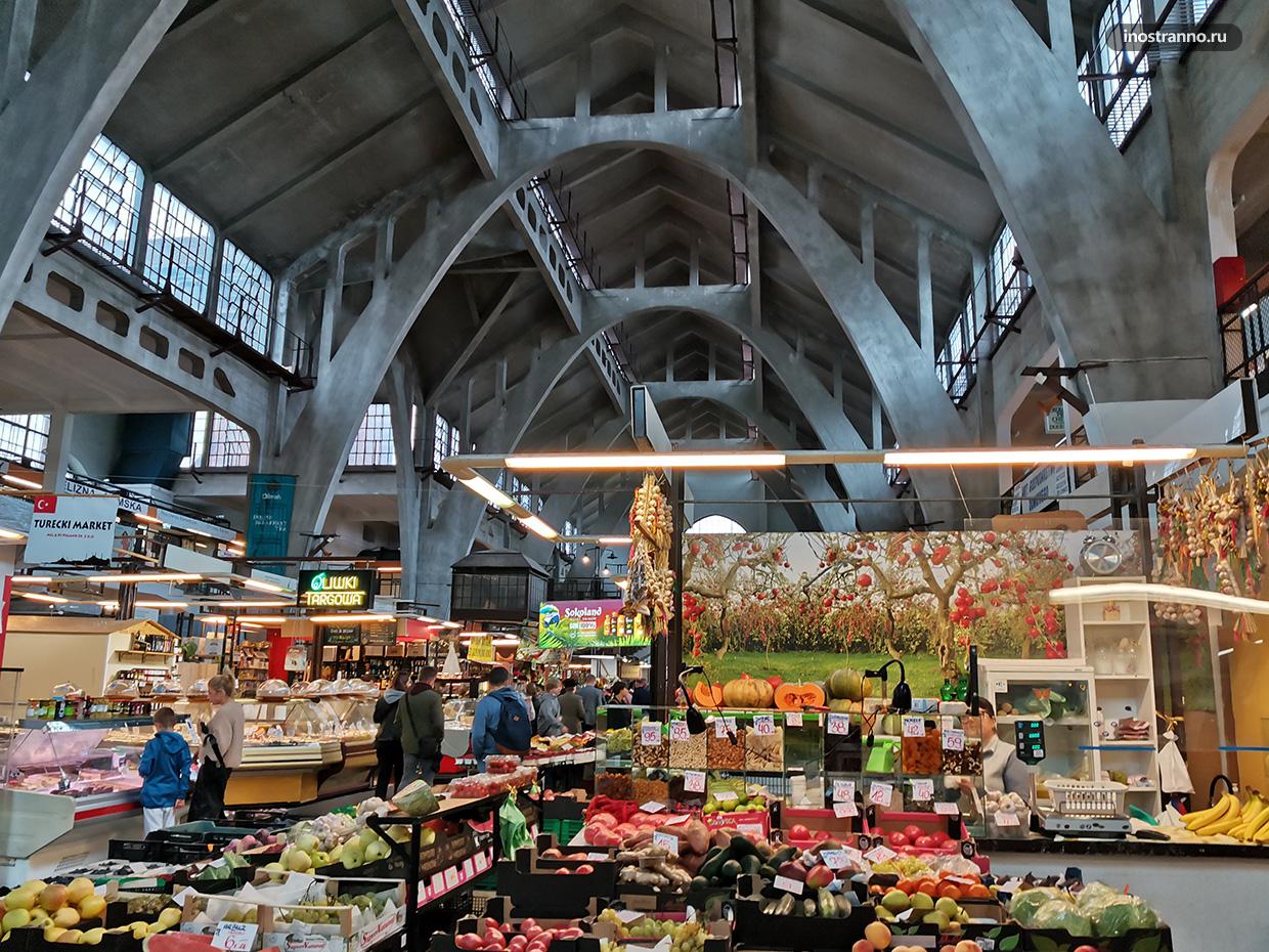 Вроцлавский крытый рынок с продуктами